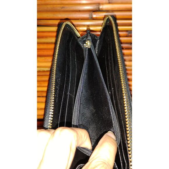 Michael Kors Jet Set Travel Continental Wallet Black & Beige MK Logo Zip Around - Picture 5 of 7